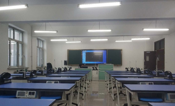 龍江__二中