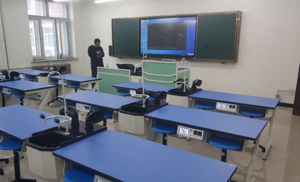 龍江__二中